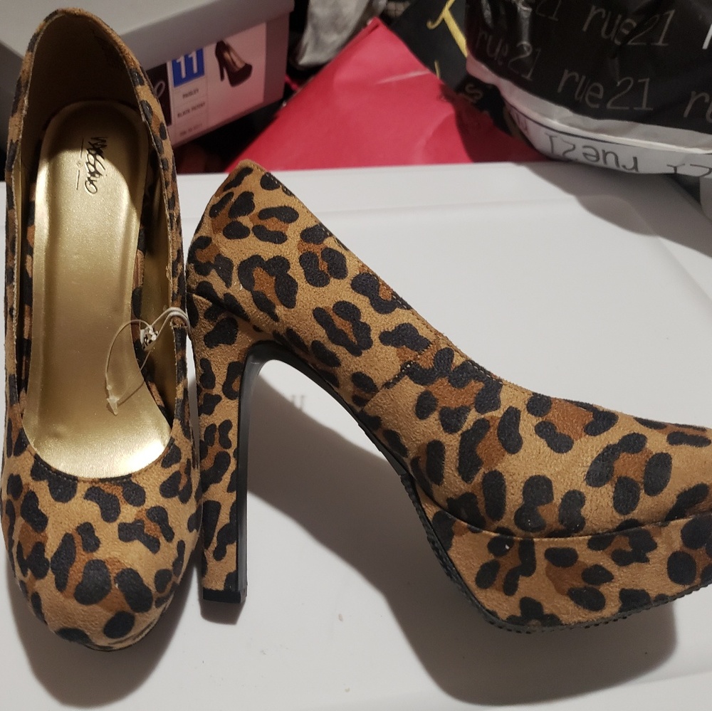 Mossimo Leopard Print Heels